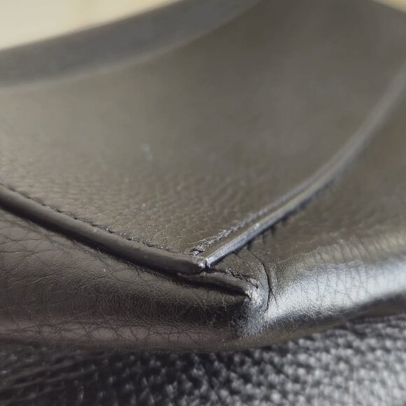 Valentino Rockstud Tote, Gorgeous BLK  Leather Large; More than 45%-off retail - Picture 10 of 16